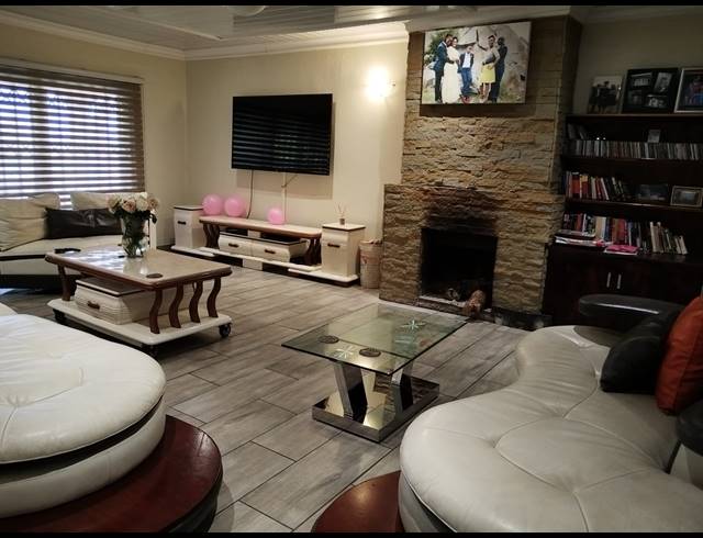 3 BEDROOM FREESTANDING TO LET IN BIRCH ACRES